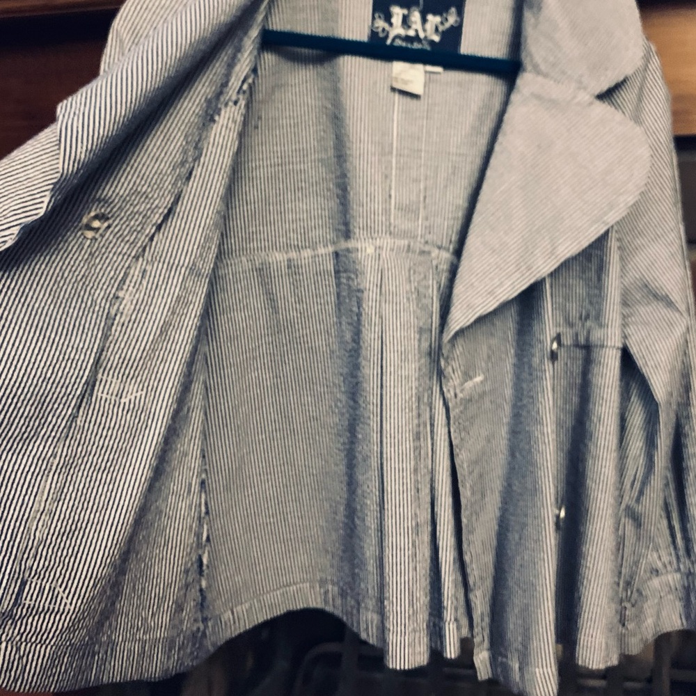 Live a Little Blue Seersucker Jacket sz L - Picture 4 of 16